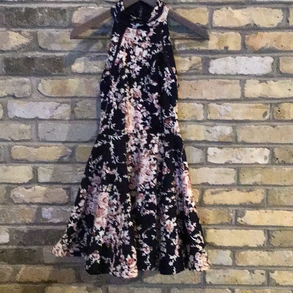 Dresses & Skirts - Sundress